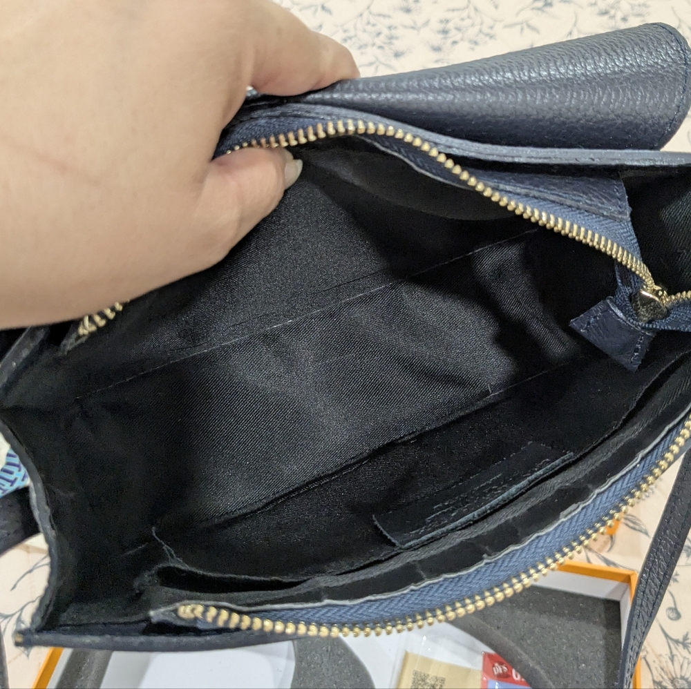 FAYE Style BORSE IN PELLE Leather Crossbody Bag - Picture 10 of 17